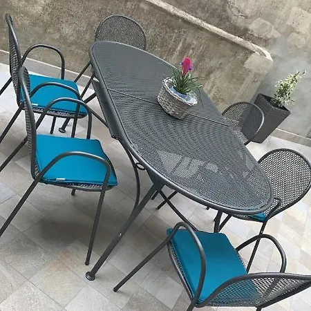 Sotto La Torre *